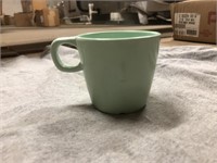 Bid x 48 NEW Cup, 7.5 oz Pastel Green