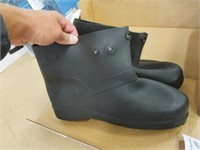 Super Grit Slip-Resistant 6" OverShoe Rubber Boots