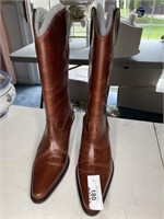 Ladies 8.5 Cowboy boots
