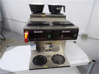 NEW Bunn O'Matic Twin Coffee Brewer w/ 4 Warmers