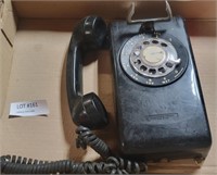 STROMBERG-CARLSON HANGING ROTARY PHONE