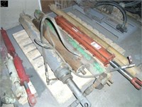 Pallet w/ 5 large used hyd cylinders