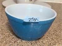 Blue Pyrex bowl #2