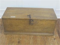 AMAZING PRIMITIVE TOOL BOX CIR 1860'S 43W X 18D