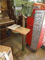 16 speed floor model drill press