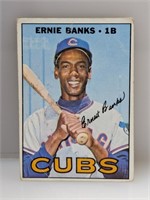1967 Topps Ernie Banks #215 Crease