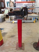 Bench Vice On Stand