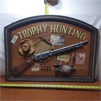 LARGE TROPHY HUNTING PICTURE APROX 19" TALL