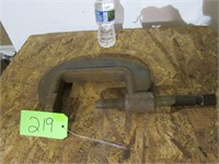 Armstrong Plate Clamp 6 1/2" opening
