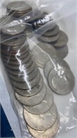 (35) Eisenhower dollars, assorted years