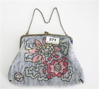 Beaded Handbag w/ Flower Design