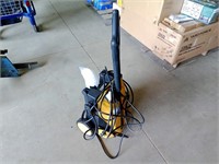 CAT RE01 Pressure Washer