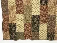 Quilted patchwork style comforter blanket