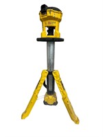 DeWalt DCL079 LED Tripod Light