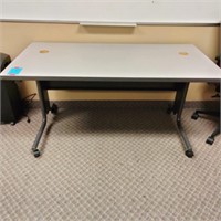 Computer Table w/wheels 60"x29"x30"     (R# 216)