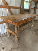 Wooden work bench