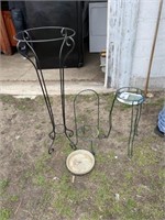 3 plant stands and plant tray
