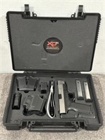 SPRINGFIELD XDM .40 IN CASE W/ TONS OF EXTRAS