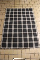 5' x 7' Buffalo Check Rug