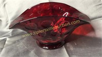 Ruby red bowl 9x4.5in