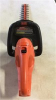 Black and Decker 18” hedge trimmer