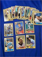 Topps Baseball Cards