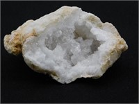 GEODE ROCK STONE LAPIDARY SPECIMEN