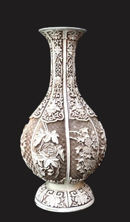 Arnart Ivory Dynasty Decorative Vase