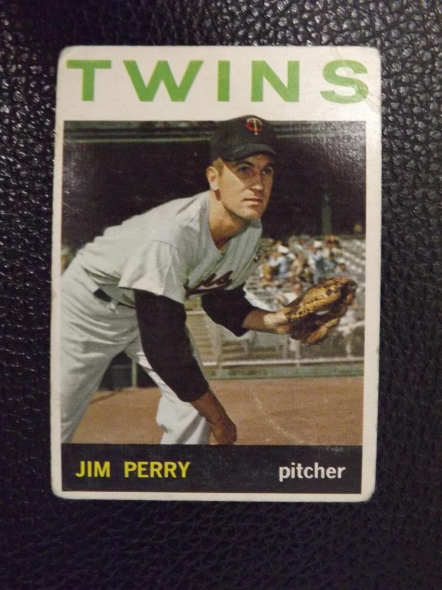 1964 TOPPS #34 JIM PERRY MINNESOTA TWINS