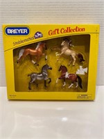 Breyer Stablemates NEW IN BOX