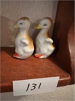 DUCKS SALT & PEPPER SHAKERS