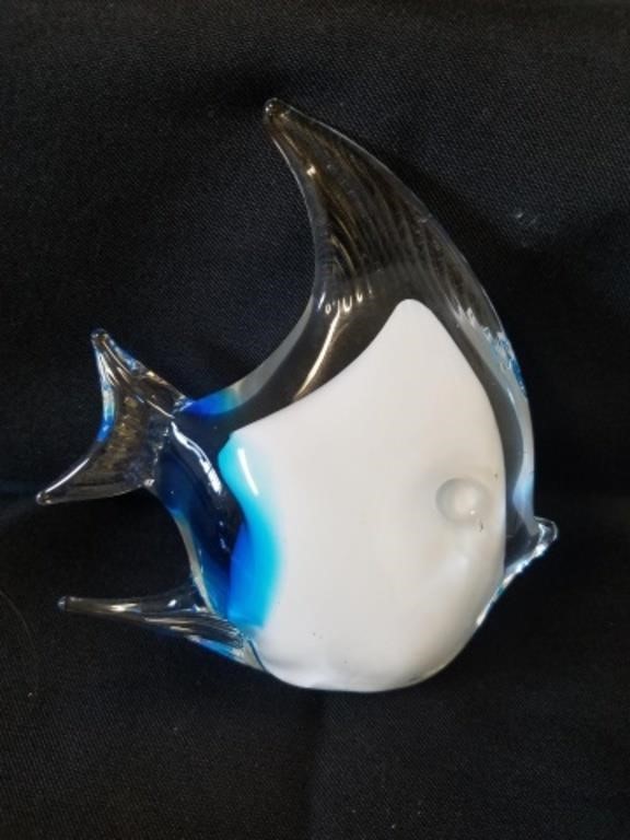 Blown Glass Fish, Blue & White, 4.5" x 4.25"