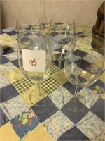 4 wine glasses
