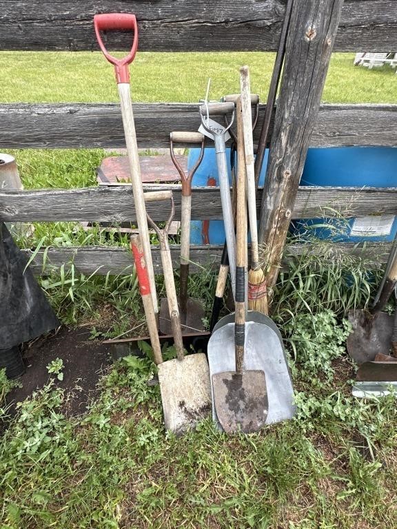 Shovels,Spade, Potato Fork & More Yard Tools