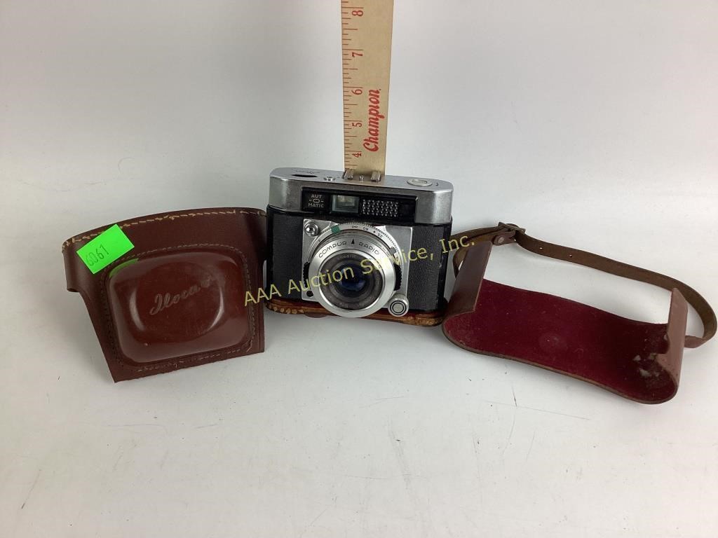 Ilona  AUT-O-Matic  camera/50 with original case.