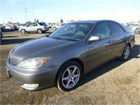 2004 Toyota Camry Sedan