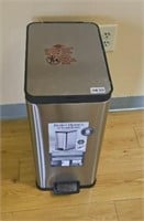 STAINLESS STEP OPEN 13 GALLON TRASH CAN