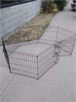 Wire pet enclosure