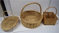 Silverware Caddy and 2 Baskets w/Handles