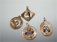 14K Gold Wedding Charms Pendants 4.6g