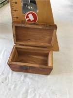 Cedar jewelry box