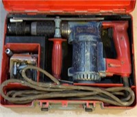 Hilti TE-17. Hammer drill. Working