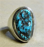 Navajo Kingman Turquoise Silver Ring.
