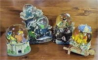 Snowglobe Music Boxes - Dolphin, Sleeping Beauty