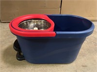 FM1009 Mop Bucket