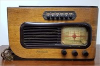 Philco Model 41-226 Art Deco Sled Tube Radio 13"
