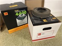 Kodak Carousel Projector 4400 w Original Box &