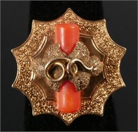 Vintage Art Deco 14k Gold Coral Ring