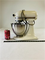 KitchenAid corded Mixing Bowl