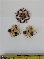 Faux Purple Gem/Gold Brooch & Clip On Earrings